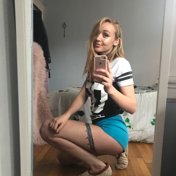 ✌️❤️💛💚 about me! Your seller, buyer, and trader! - Picture 1 of 7